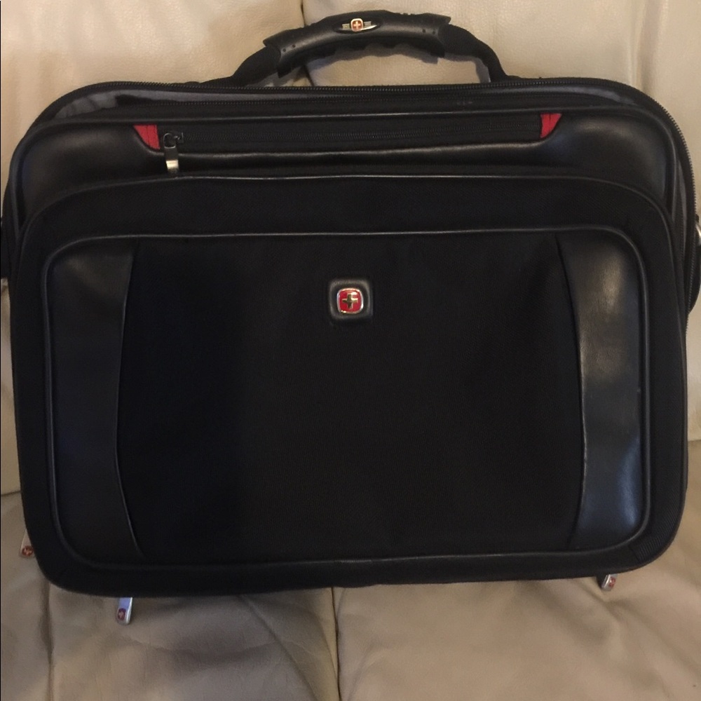 17” Wenger Laptop Brief Bag
